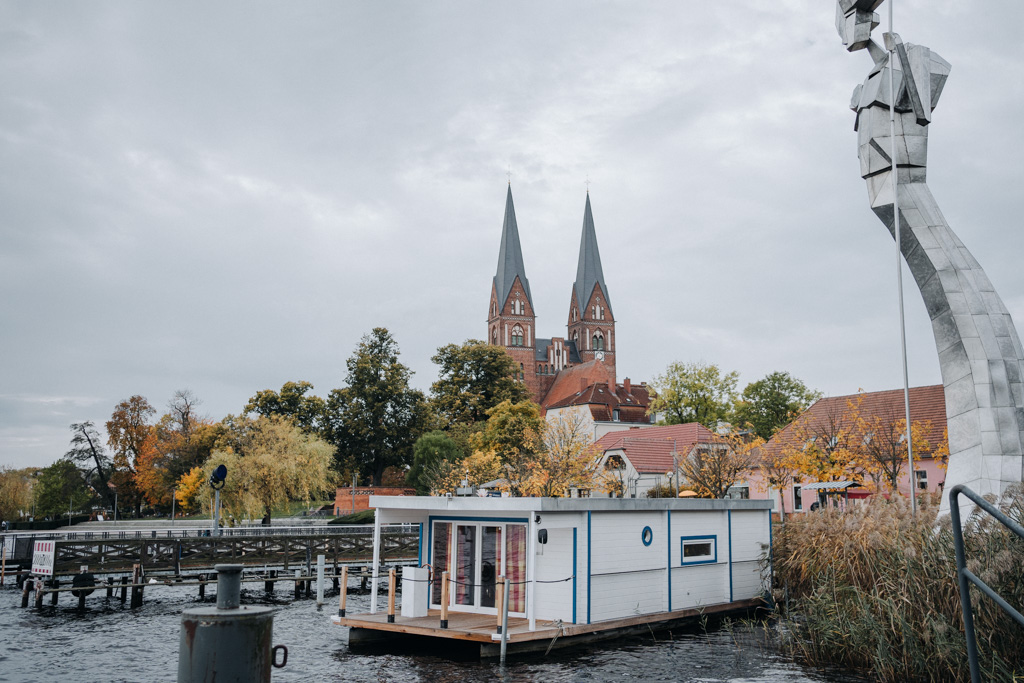 Wahrzeichen der Stadt Neuruppin ist die Klosterkirche St. Trinitatis