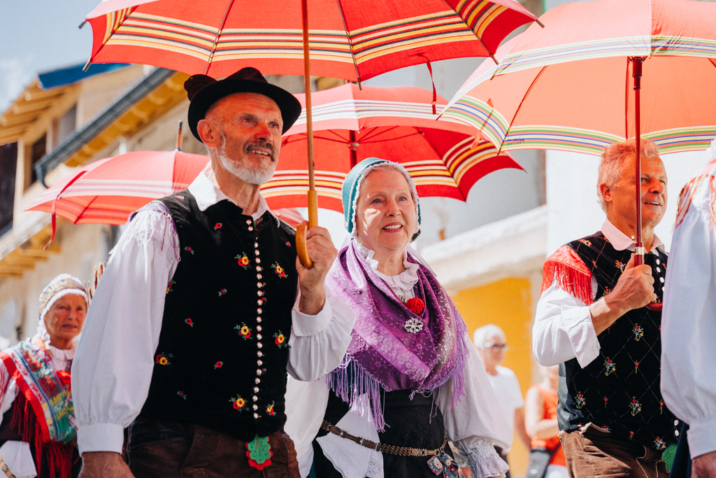 traditionelles Fest in Kranjska Gora während des Roadtrip in Slowenien