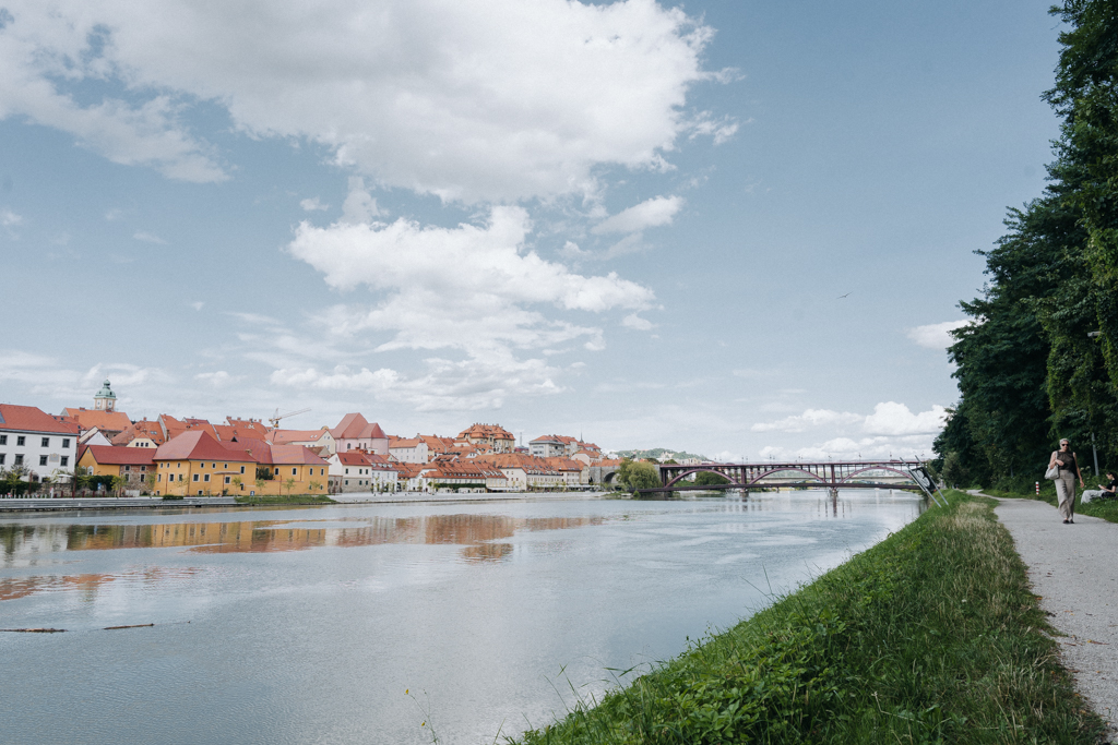 Blick auf die Altstadt Marbibor, Fluss Drau mit Brücke Stari Most