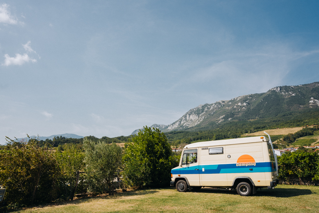 einer der schönsten Stellplätze in Slowenien in Vrhpolje im Vipava Valley